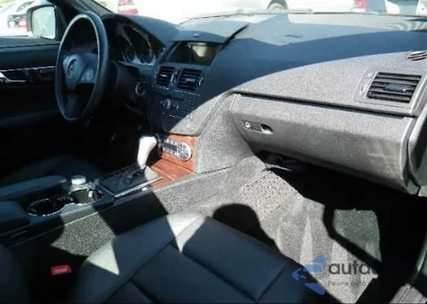 2009 Mercedes-Benz C300 4 Matic из США, поврежденный, VIN WDDGF81X29F200921